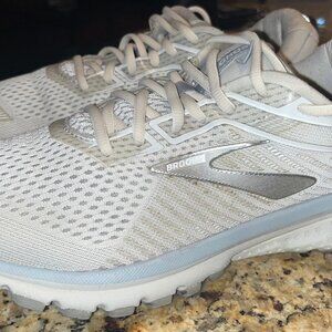 Brooks Ghost 12 DNA sneaker Size 10 women's